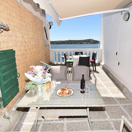 Apartmani Rina Шибеник Экстерьер фото