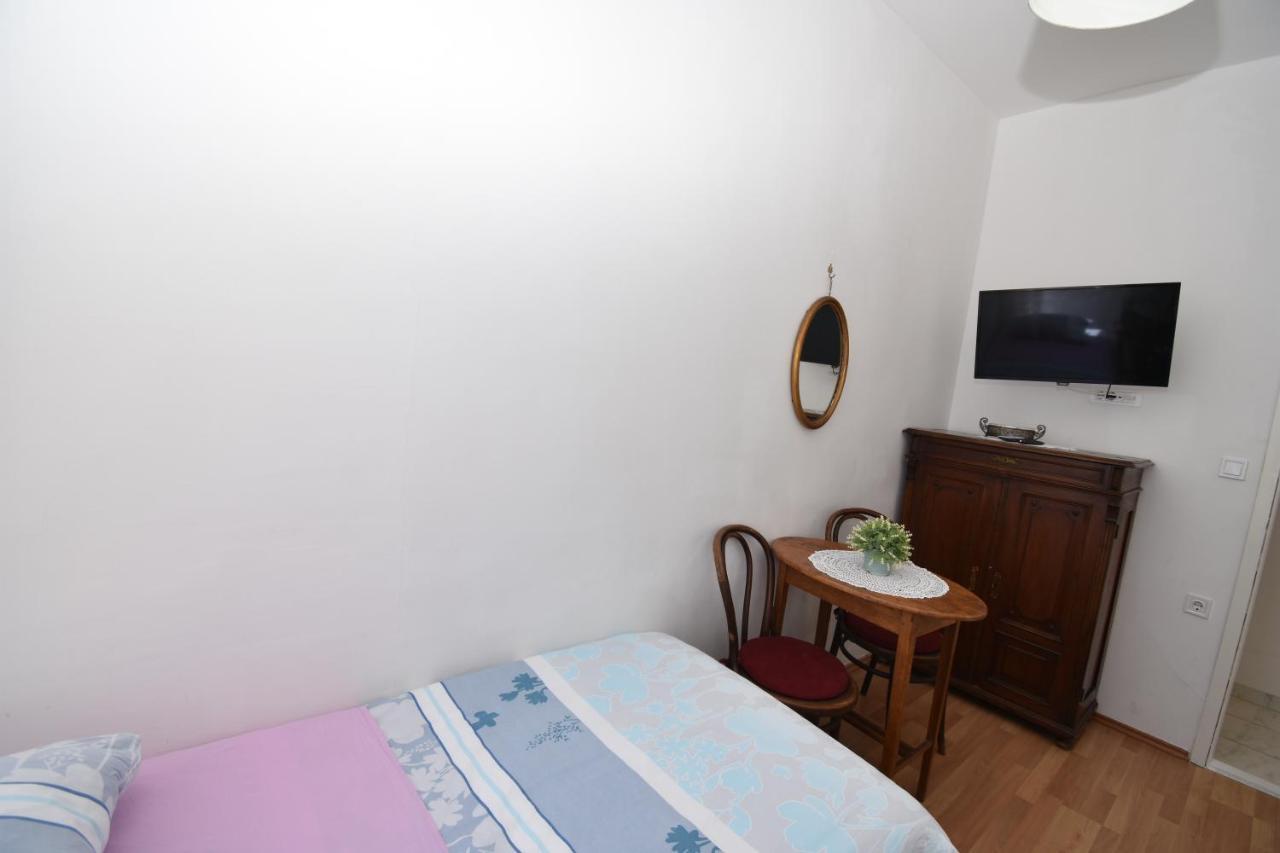 Apartmani Rina Шибеник Экстерьер фото