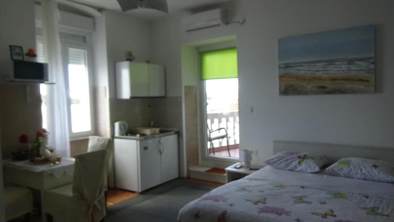 Apartmani Rina Шибеник Экстерьер фото