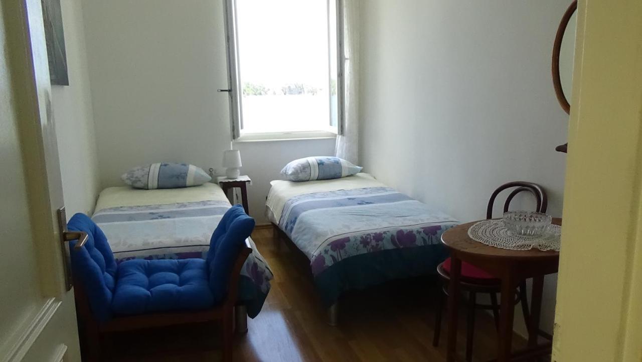 Apartmani Rina Шибеник Экстерьер фото